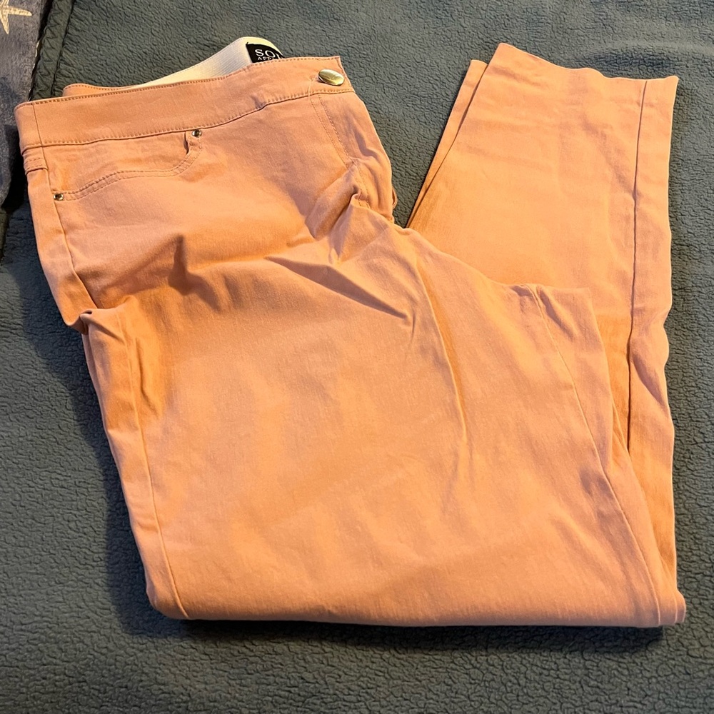Pink skinny pants size 10